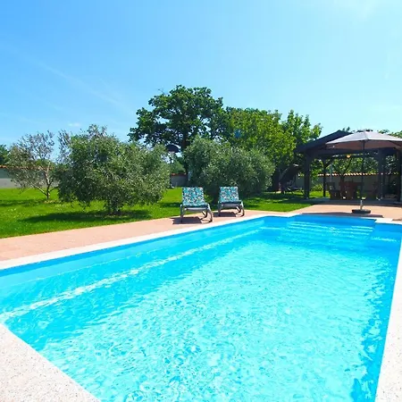 House Stella 1319 بيت للعطل